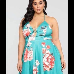 NWT Fashion Nova Blooming Big Flare mini dress